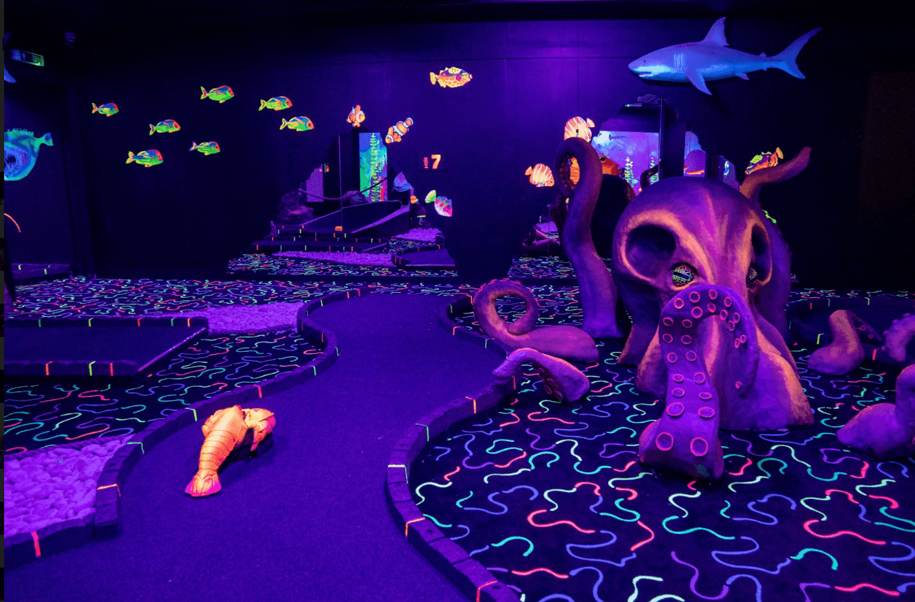 Jungle Rumble mini golf course London, Ocean Course