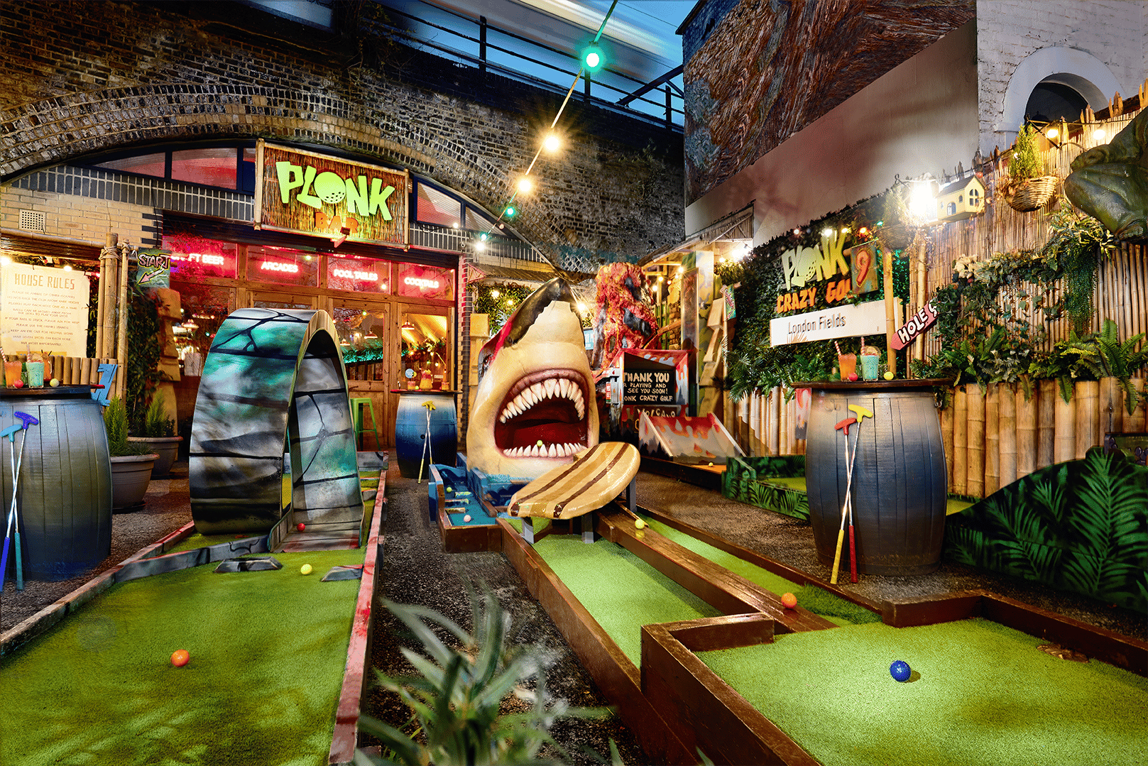 Plonk mini golf course London