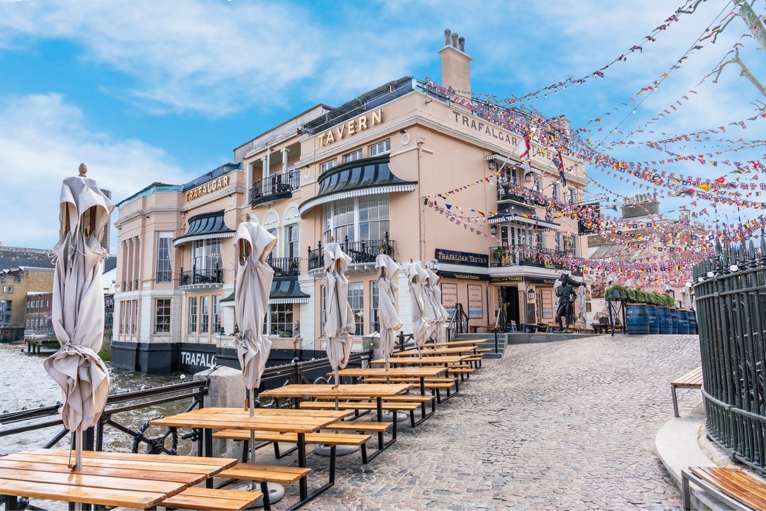 Trafalgar Tavern Pub and outdoor seating area in Greenwich, London